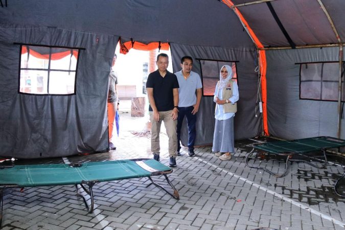 Bupati Kudus Sam'ani Intakoris kala melakukan peninjauan ke Pos Terpadu di Terminal Jati Kudus dan Alun-Alun Simpang Tujuh Kudus, Jumat (28/3/3025)