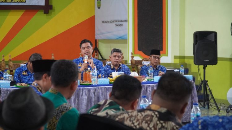 Bupati Jepara Witiarso Utomo mengunjungi Desa Ngetuk Kecamatan Nalumsari, Selasa (20/5) dalam agenda Bupati Ngantor di Desa