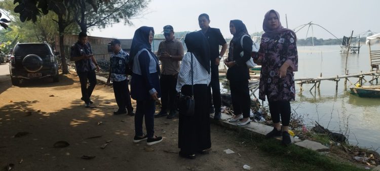 Komisi D DPRD Kabupaten Jepara melakukan monitoring terhadap abrasi di Pantai Semat dan Teluk Awur Tegalsambi pada Senin (2/6/2025).