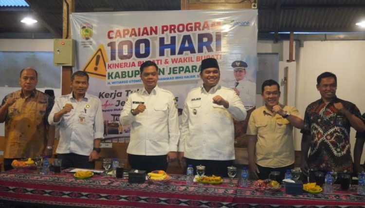 Pemaparan capaian program unggulan Bupati Jepara, H. Witiarso Utomo bersama Wakil Bupati M. Ibnu Hajar selama 100 hari kerja pada Rabu (4/6/2025) sore, di Sokorame Kafe Jepara