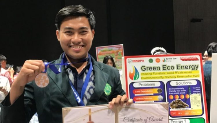 M. Dwi Rivaldo, Putra Jepara asal Dusun Nyamplungan, Desa Karimunjawa yang memenangkan medali perunggu dalam ajang bergengsi “Japan Design Idea and Invention Expo 2025”