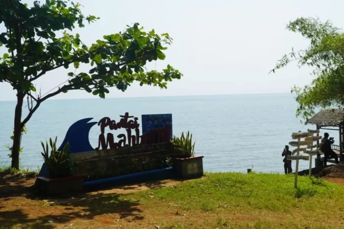 Kawasan calon lokasi pembangunan Pelabuhan Internasional di Balong, Kecamatan Kembang, Kabupaten Jepara, Jawa Tengah. (Foto: ANTARA)