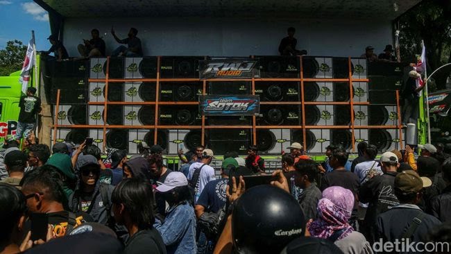 Sound horeg (foto: detik.com)