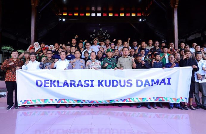 Deklarasi Kudus Damai di Pendapa Kabupaten Kudus pada Senin (1/9/2025).