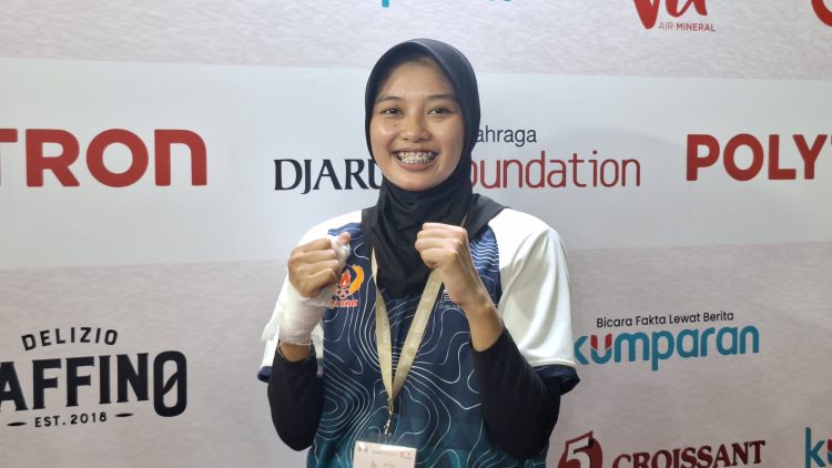 Atlet tarung derajat Kabupaten Kudus Vinka Widyaningrum